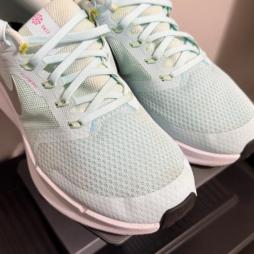 Nike Aqua Mesh Sneakers